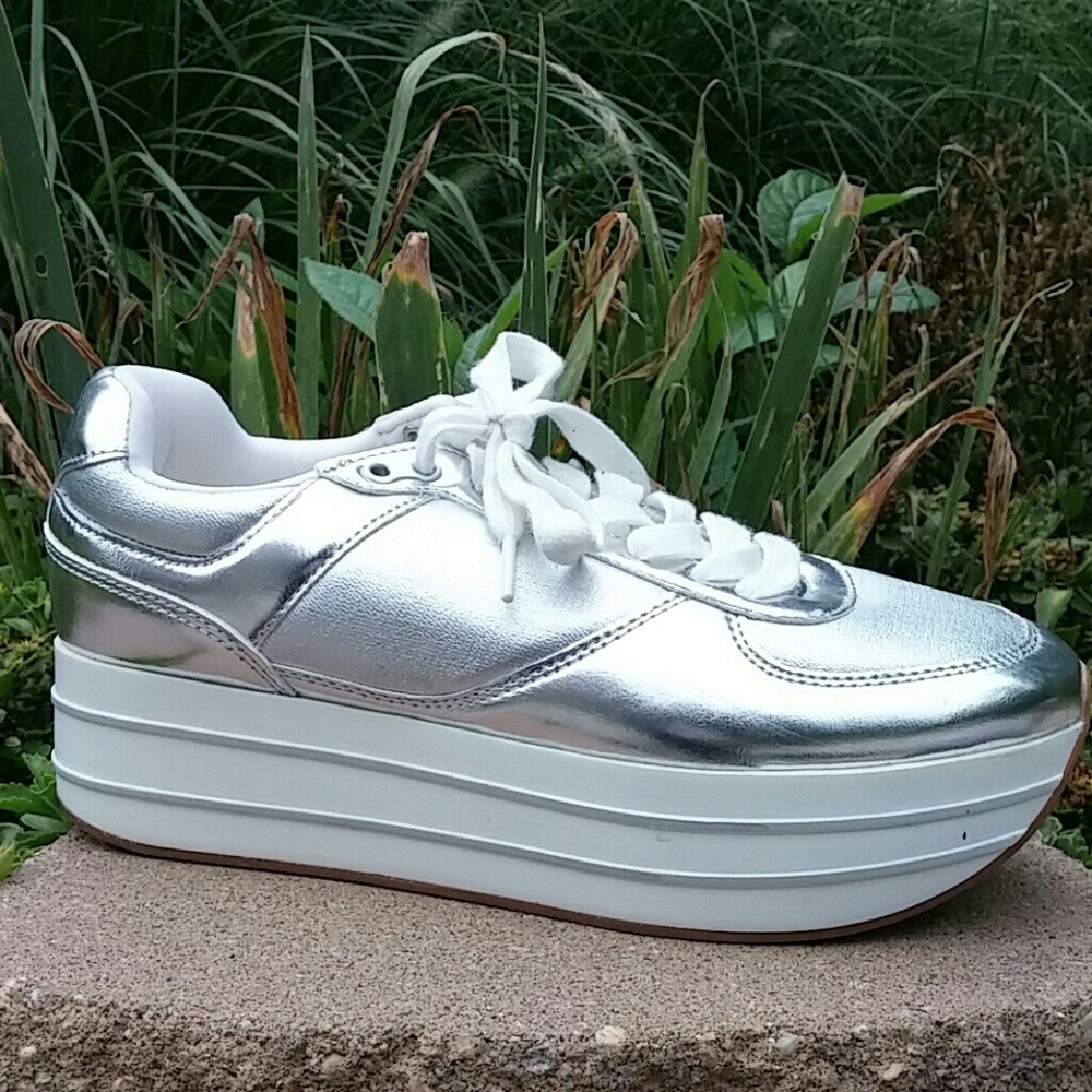 ZARA Basic Collection Metallic Silver Platform Sne
